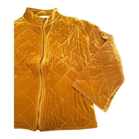 Avec LES FILLES Quilted Velvet Zip Jacket In Mustard - Picture 7 of 15